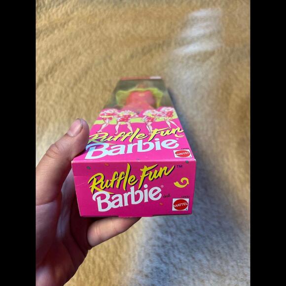 New! Vintage Ruffle Fun Barbie Doll Blonde‎ #12433 Mattel 1994 - Picture 7 of 8